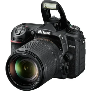 NIKON D7500 + 18-140mm f3.5-5.6 AF-S DX ED VR